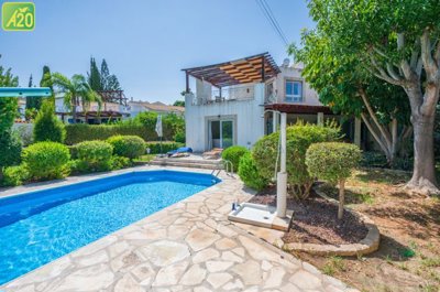 Detached Villa For Sale  in  Neo Chorio