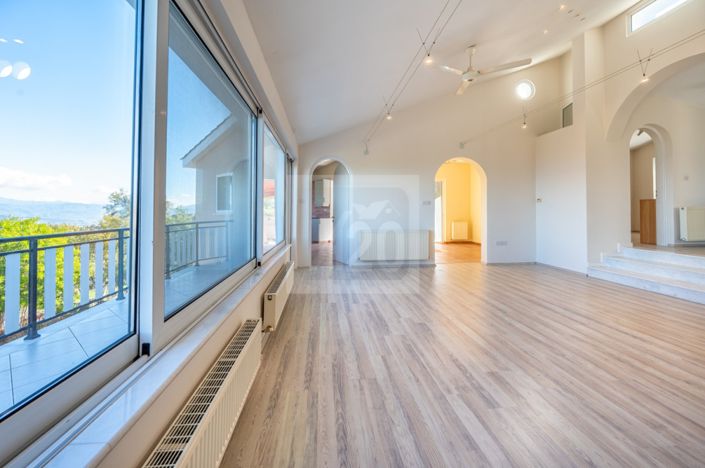 Image No.13-4 Bed Villa for sale