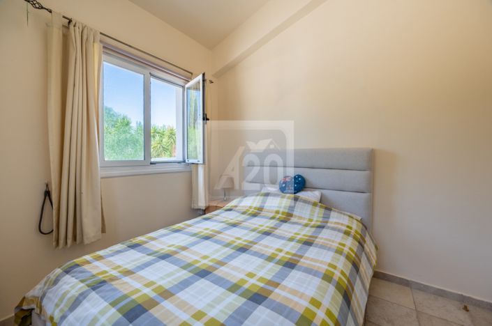 Image No.22-2 Bed Bungalow for sale