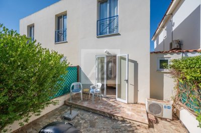 Ground Floor Apartment For Sale  in  Prodromi