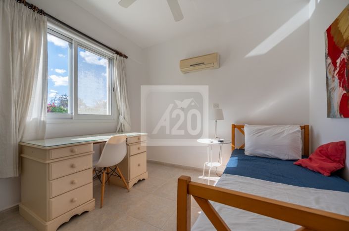 Image No.18-2 Bed Apartment for sale