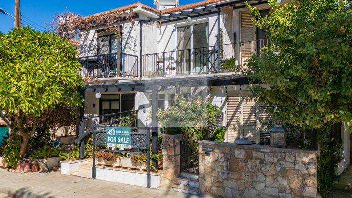 Image No.2-1 Bed Townhouse for sale