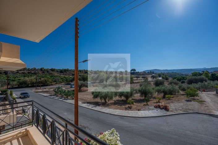 Image No.29-2 Bed Townhouse for sale