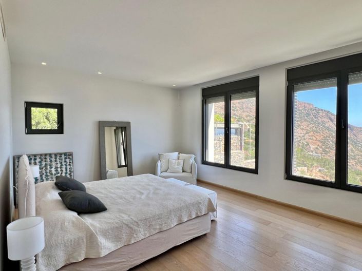 Image No.16-6 Bed Villa for sale