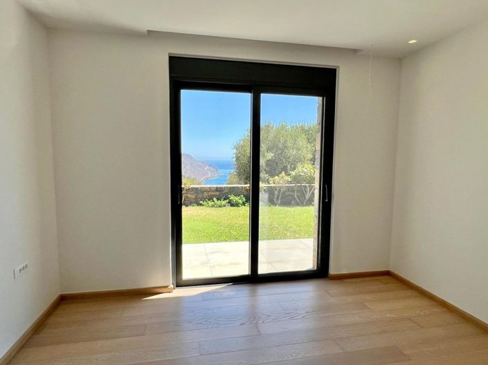 Image No.29-6 Bed Villa for sale