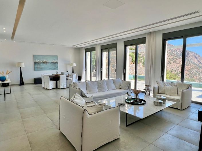 Image No.6-6 Bed Villa for sale