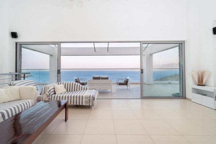 Image No.9-4 Bed Villa for sale