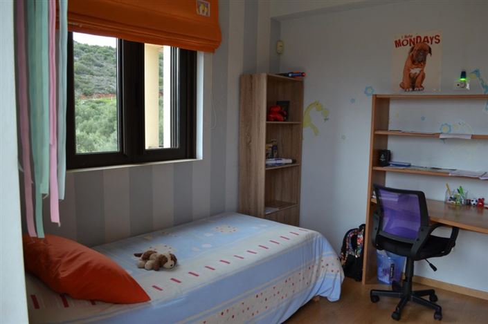 Image No.23-4 Bed House for sale