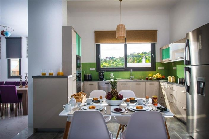 Image No.10-5 Bed Villa for sale