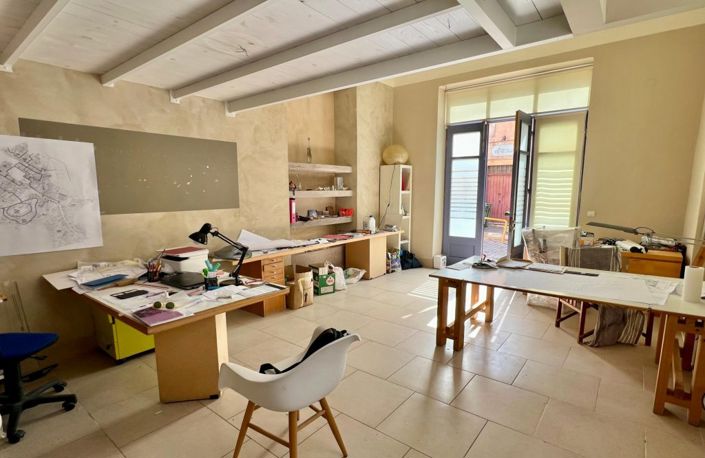 Image No.4-5 Bed House for sale