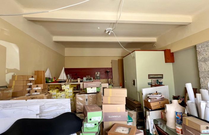 Image No.9-5 Bed House for sale