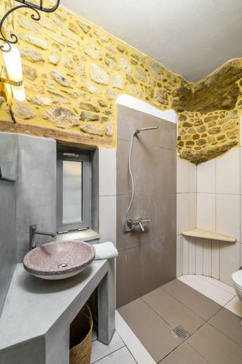 Image No.16-2 Bed House for sale