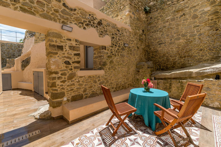 Image No.3-2 Bed House for sale