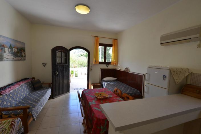 Image No.8-9 Bed Bungalow for sale