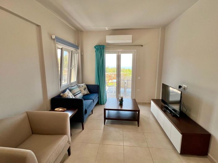 Image No.3-2 Bed House for sale