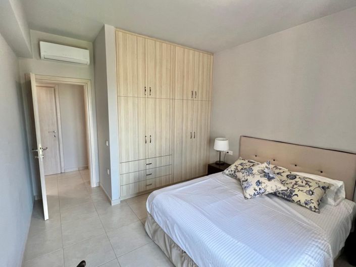 Image No.7-2 Bed House for sale