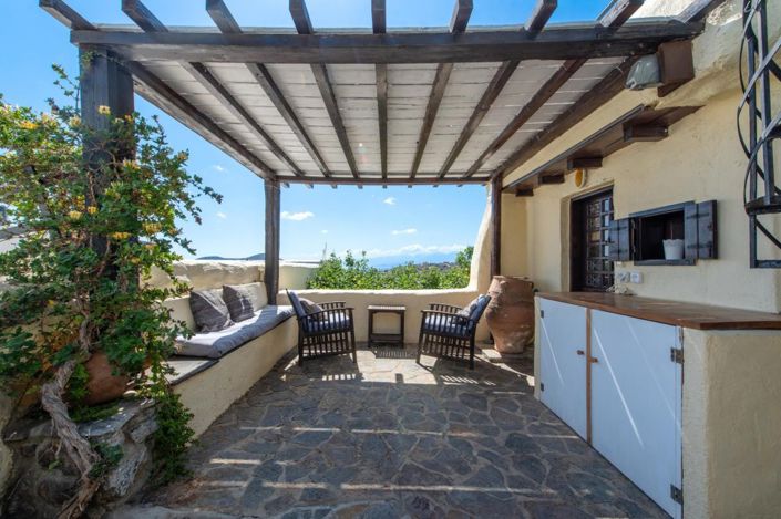 Image No.18-3 Bed Village House for sale