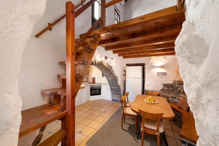 Image No.11-3 Bed Village House for sale