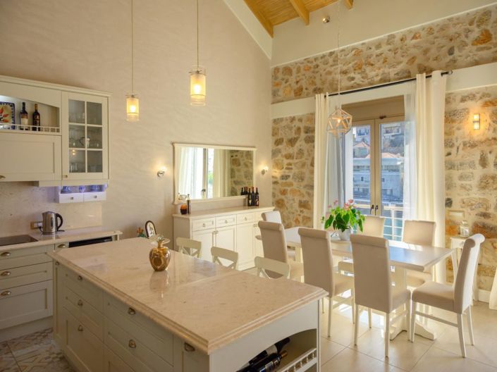 Image No.8-2 Bed House for sale