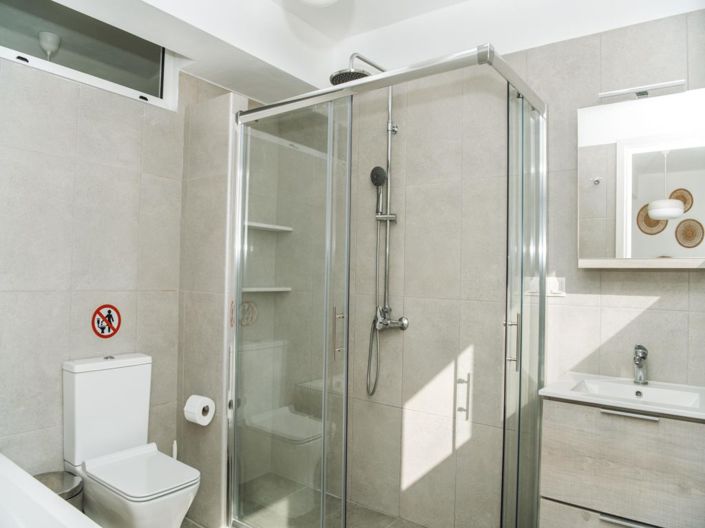 Image No.23-3 Bed Villa for sale