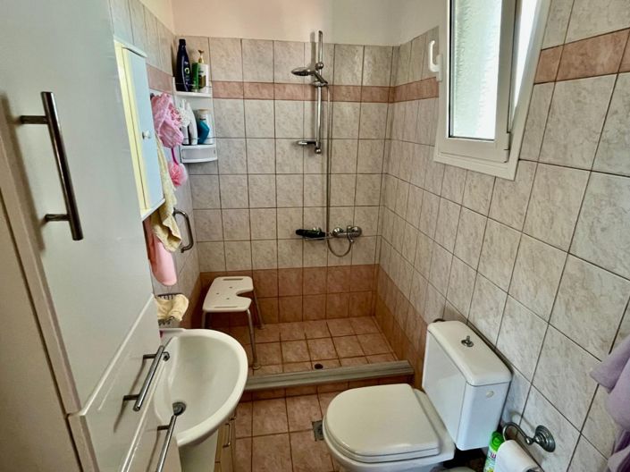 Image No.15-2 Bed House for sale