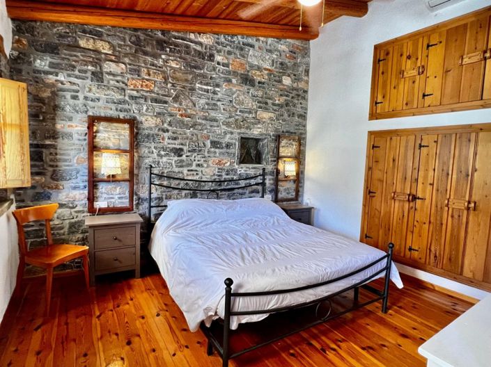 Image No.16-4 Bed House for sale