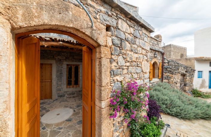 Image No.25-4 Bed House for sale