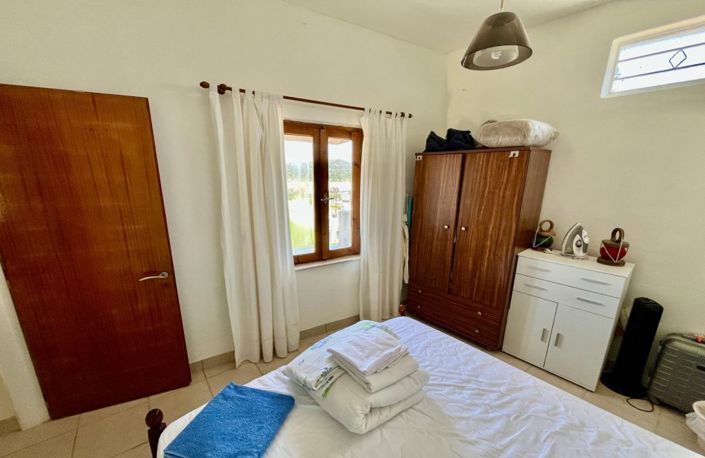 Image No.11-2 Bed House for sale