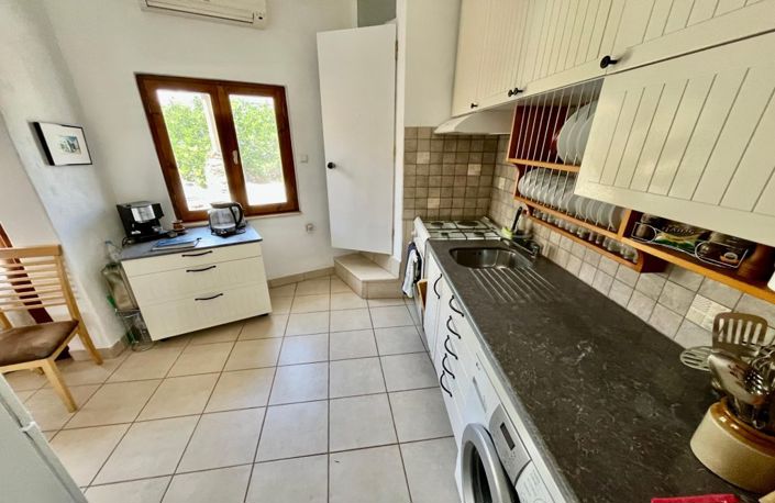 Image No.4-2 Bed House for sale