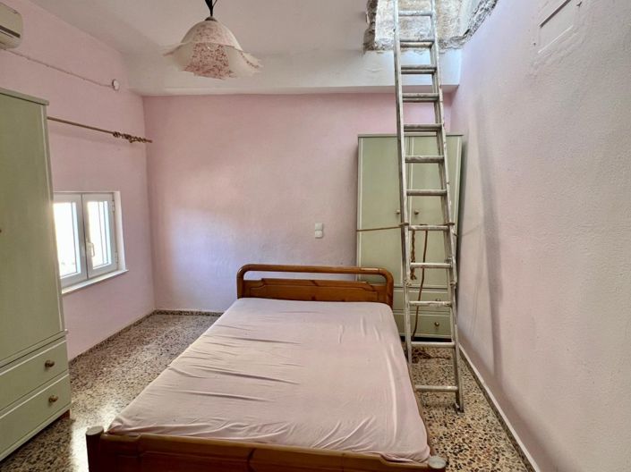 Image No.22-2 Bed Village House for sale