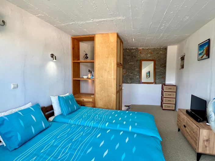 Image No.18-1 Bed House for sale