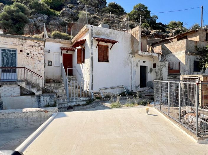 Image No.22-1 Bed House for sale