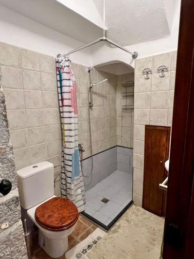 Image No.20-3 Bed House for sale