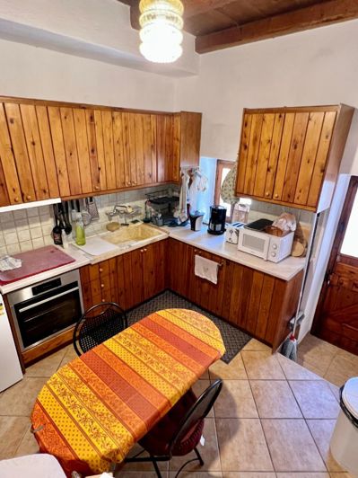 Image No.25-3 Bed House for sale