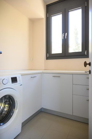 Image No.10-6 Bed Villa for sale