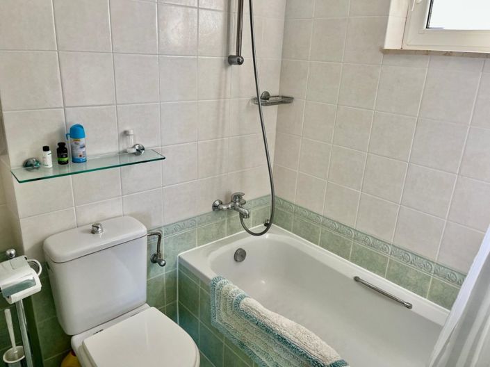 Image No.20-3 Bed Villa for sale