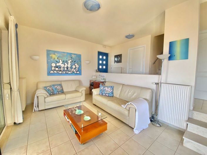 Image No.22-3 Bed Villa for sale