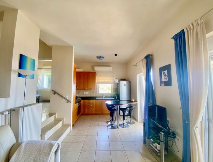 Image No.25-3 Bed Villa for sale