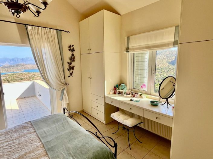 Image No.8-3 Bed Villa for sale