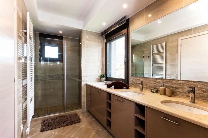 Image No.16-6 Bed Villa for sale