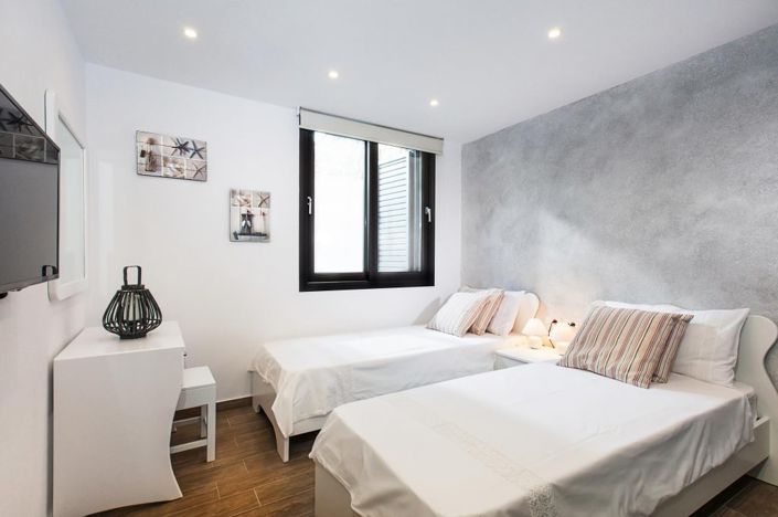 Image No.23-6 Bed Villa for sale