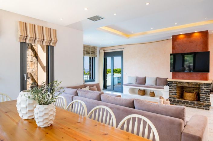 Image No.7-6 Bed Villa for sale