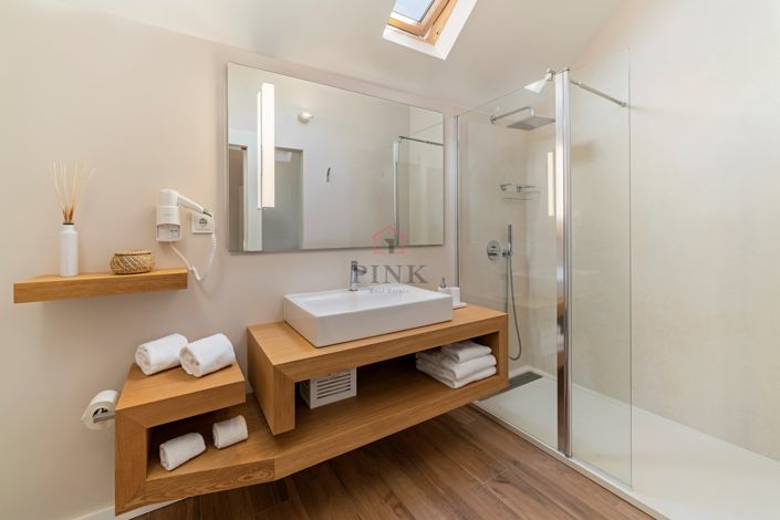 Image No.11-3 Bed Villa for sale