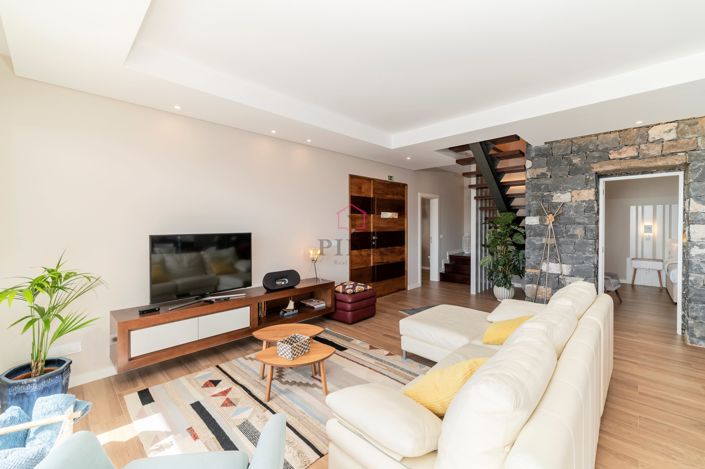 Image No.18-3 Bed Villa for sale