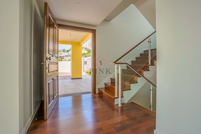 Image No.14-3 Bed Villa for sale