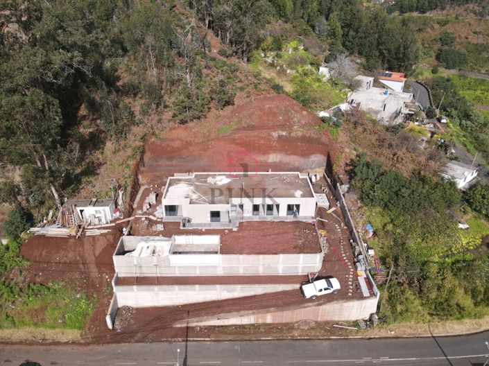 Image No.24-3 Bed Villa for sale