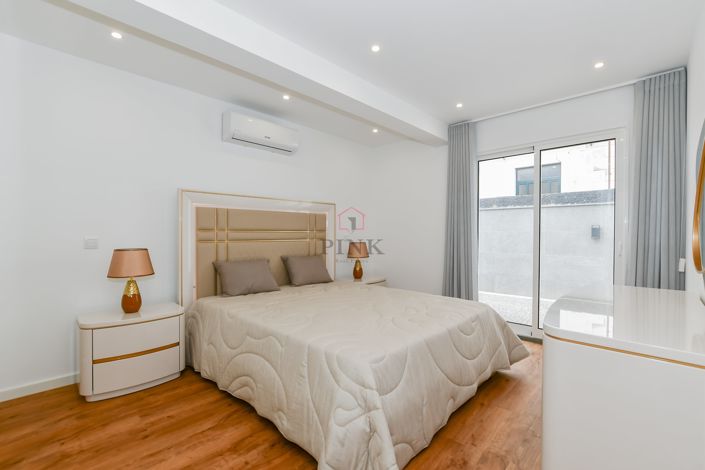 Image No.15-3 Bed Villa for sale