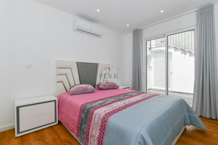 Image No.17-3 Bed Villa for sale