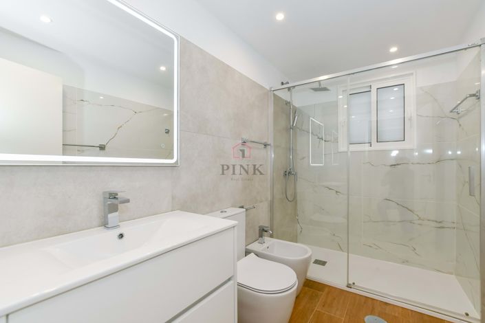 Image No.19-3 Bed Villa for sale