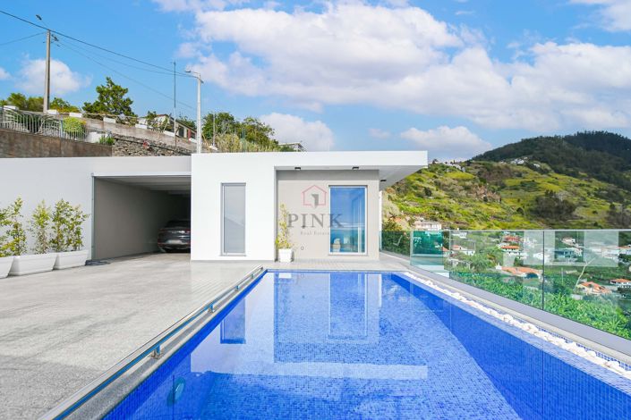 Image No.2-2 Bed Villa for sale